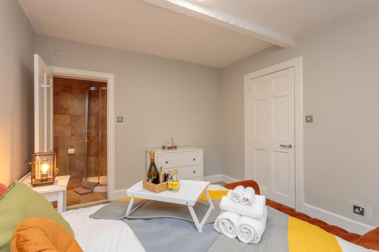Ferienwohnung Beautiful Hideout In Center Of EDI Exterior foto