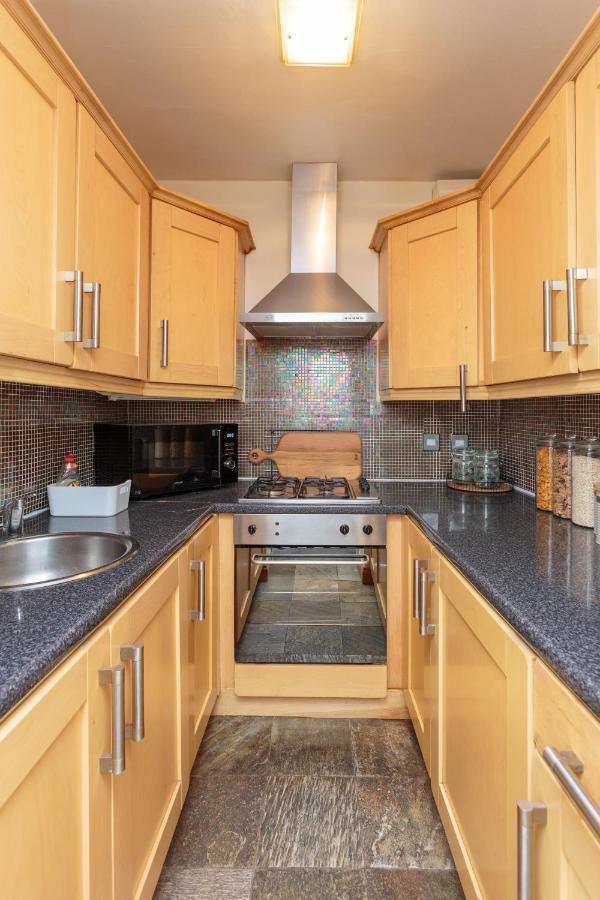 Ferienwohnung Beautiful Hideout In Center Of EDI Exterior foto