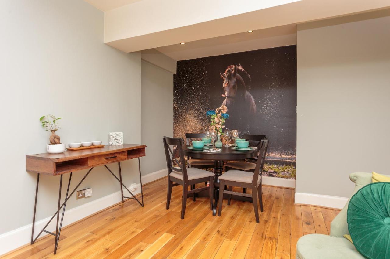 Ferienwohnung Beautiful Hideout In Center Of EDI Exterior foto