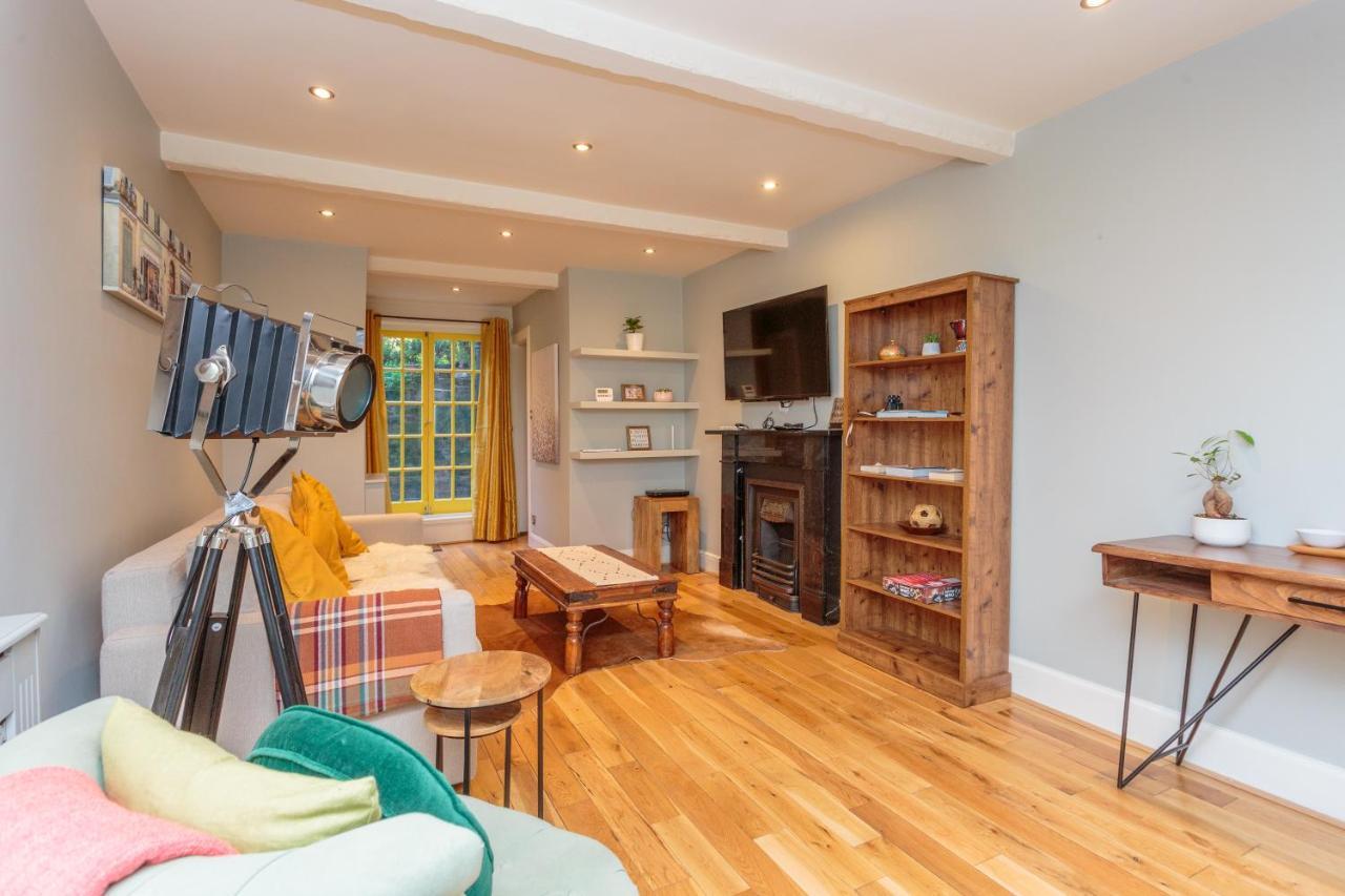 Ferienwohnung Beautiful Hideout In Center Of EDI Exterior foto